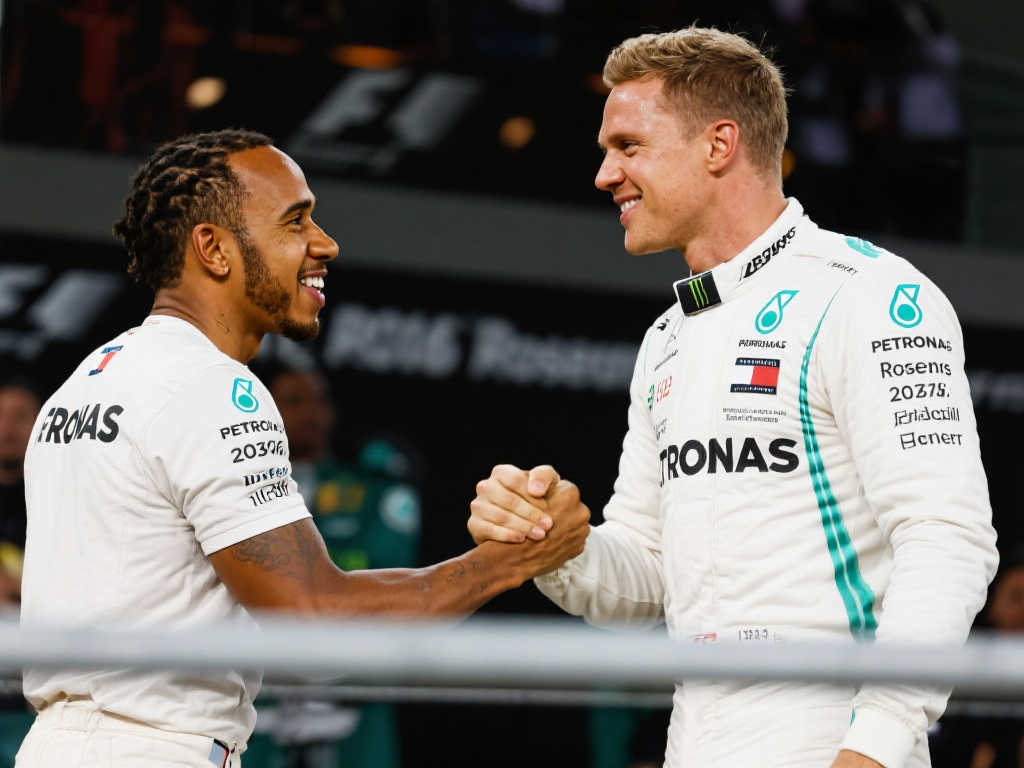 它揭示了现 它揭示了现